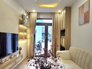 phú nhuận, cách mặt tiền 1 căn, 4 tầng 25m2 công nhận đủ giá chỉ 4.x tỷ