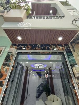 bt- hơn 4 t - siêu nở hậu 5.5m - 3pn - hẻm 5m -kdc nam hùng vương