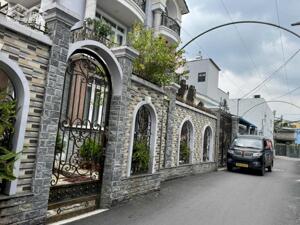 CHÍNH CHỦ CẦN BÁN GẤP LÔ ĐẤT 2 MẶT TIỀN TẶNG NHÀ NGAY PHƯỜNG BÌNH TRUNG ĐÔNG, QUẬN 2, TP. HỒ CHÍ MINH