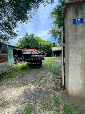 nhà đất mt 400m2 cho thuê sxkd