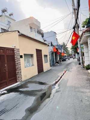 nhà đẹp sát hẻm xe hơi đường thống nhất 56m2 - 3pn chỉ 5tỷ2