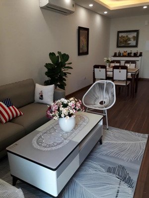 cho thuê chcc n01t5 ngoại giao đoàn, 87m2, 2pn,full nội thất,view hồ đẹp,có slot ô tô gửi hầm