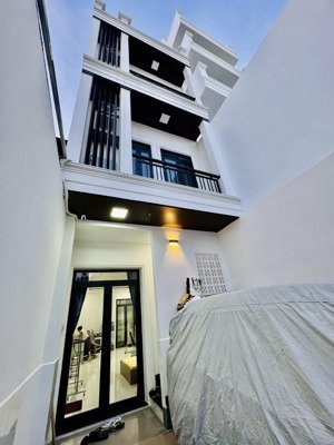 gà đẻ trứng vàng - chdv mã lò - dòng tiền 20tr/tháng - hẻm xe hơi thông - giá đầu tư!