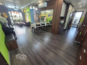 chính chủ cần bán gấp nhà trước tết