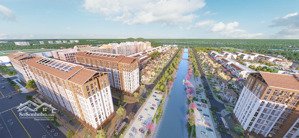 bán nhanh căn góc 2br, hướng nam, full nội thất, giá 2.4 tỷ