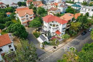 villa siêu đẹp góc 3 mt nguyễn văn hưởng, thảo điền - dt: 17m x 21m - hầm 4 tầng - giá 86 tỷ