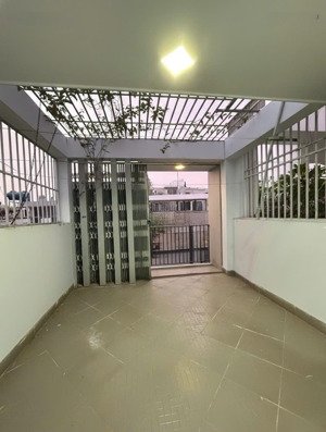 huỳnh tấn phát q7, nhà đẹp 4 tầng, 5pn, hxh thông, dt 4mx12m, dân trí cao, sổ mới 2025, nhỉnh 7 tỏi