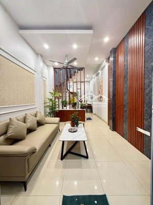 chủ cần tiền bán gấp tại định công, 7 tỷ, 35m2, 3wc, giá tốt