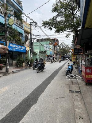 bán lô đất đẹp tại trung tâm kiêu kỵ gl-ngõ to 3m oto 4c đỗ cửa-ngõ nông sát đường-90m2 nhỉnh 6 tỉ