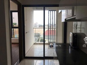 cho thuê căn hộ 1 phòng giá chỉ 9.5 triệu / tháng trống sẵn nhận nhà ngay