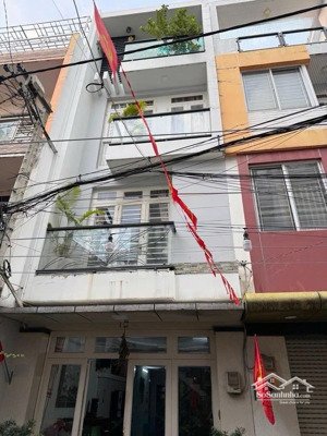 bán nhà hoàng diệu quận 4 - hẻm ôtô - 4 tầng đúc - 50m2 - chỉ 6 tỷ nhỉnh - bề ngang 4m