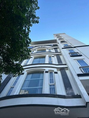 bán gấp khách sạn hồ nghinh sơn trà, tổng 18 phòng dòng tiền cực tốt, diện tích 120m - 6 tầng.