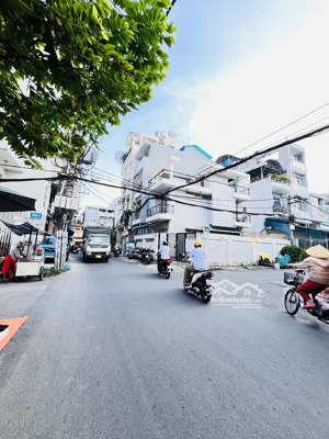 bán góc 2 mặt tiền đối diện chợ tân hương - 5x10m - nhà nát - giá tốt 7.5 tỷ