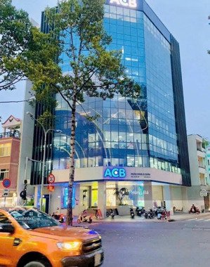 siêu phẩm tòa chdv hầm 10 tầng mt nguyễn văn quá! dt: 30 x 37m - hđt: 500tr/th, giá: 90 tỷ