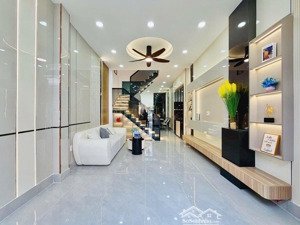 hẻm 5m thông ô tô chạy qua cửa - 3 tầng mới cứng - 43m2 - phòng xông hơi - emart 2