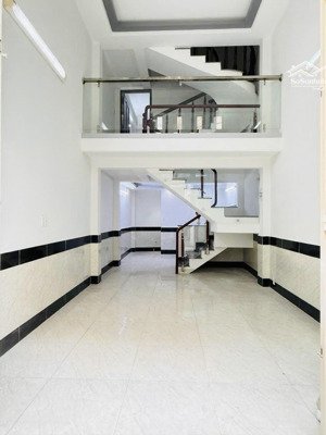 tân bình khu vip p15 hẻm nhựa 6m nhà 4 tầng hoàn công đủ giá 5,8 tỷ