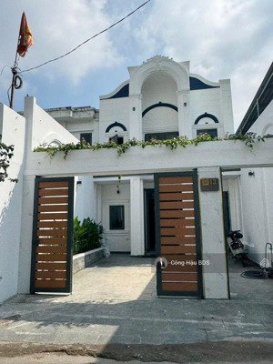 nhà 2 tầng mt nguyễn đức thiệu. p. dĩ an. gần vincom dĩ an. dt: 117m2 (6x 19.5m). giá: 7.8 tỷ tl