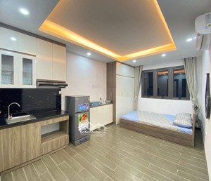 tòa căn hộ phố trần thái tông 104m- 7 tầng thang máy -25 phòng full đồ dòng tiền đỉnh, các trường đ