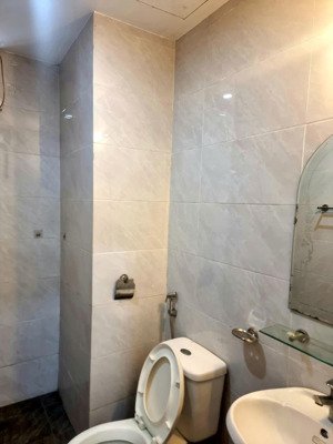 cho thuê căn hiếm toà hancor plaza 27 trần đăng ninh 2 ngủ đồ cơ bản 