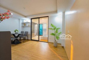 mai dịch | phân lô ô tô | tm
86m, mt 4,3m, giá hơn 39 tỷ.