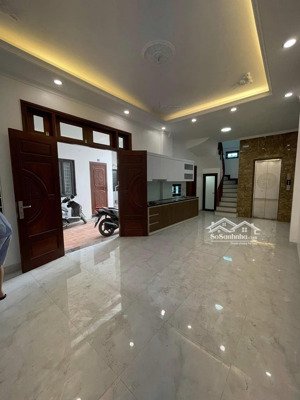 bán nhà phú thượng, tây hồ, cạnh cipucha, 6 tầng thang máy, dt 43m2* mt 5m* giá 9.3 tỷ