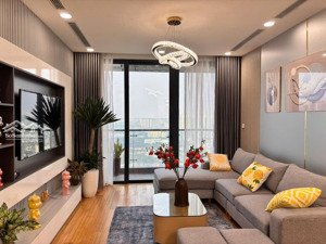 hàng hiếm!chính chủ cần bán gấp căn 70m2, 3pn tòa flc 18 phạm hùng cực rẻ giá 5,4 tỷ. lh 