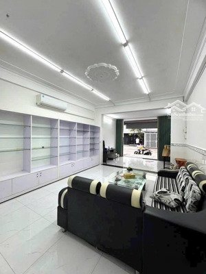 bán nhà lầu đẹp ngay kdc 586 gần chợ , bệnh viện hoàn mỹ tp cần thơ