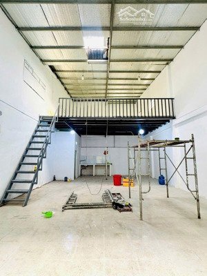 rẻ nhanh- cho thuê nhà kho 48/ lương thế vinh-6x12m 1 lửng-hẻm 4m-gần lũy bán bích,tô hiệu,hòa bình