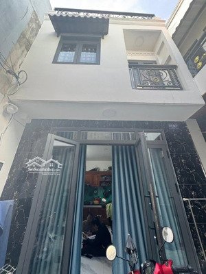 hẻm ba gác chiến lược bình trị đông - 2 tầng 18m2 nở hậu nhẹ - giáp aeon mall - chỉ 2.75 tỷ