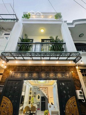 gò vấp - huỳnh văn nghệ - 35m2 - hxh - chỉ nhỉnh 4tỷ- nhà đẹp - hoàn công đủ - vị trí đắc địa