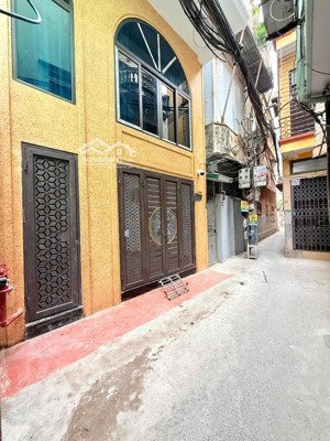 siêu phẩm dòng tiền đê la thành 65m 15 căn hộ 100tr/tháng