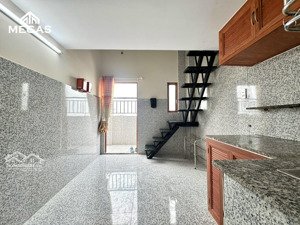 cho thuê phòng sẵn máy lạnh - gác cao 2m ngay hà huy giáp - vườn lài - đh ntt - đh văn hiến