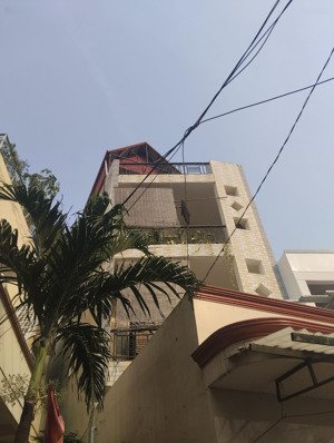 nhả 5 tầng - 69m2 - ngang 5m - hẻm 8m thông kinh doanh - giáp quận 10, 11