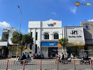 giáp quận 1! mặt tiền phan đình phùng, phú nhuận, 200m2(8x25m) 3 tầng - xd: h + 7 tầng, giá 55 tỷ