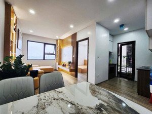 do nhu cầu đổi nhà mới nên cần bán gấp căn góc ngoài cùng thoáng.
tòa hh2fgh xuân mai complex,