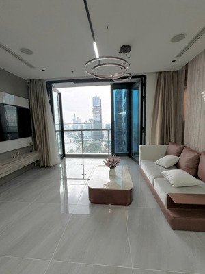 cần bán gấp căn hộ vinhomes golden river 2pn-2wc ,79m2 view sông bitexco giá chỉ 25,9 tỷ ( sổ hồng