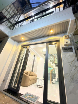 bán nhà mới xây lạc long quân p8 tân bình gần chợ tân bình 3 tầng 3pn 2wc giá 3 tỷ450 sổ hông riêng