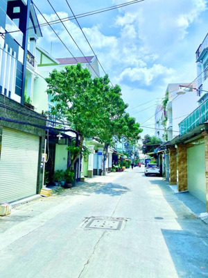 hẻm xe hơi 6m, thoại ngọc hầu, tân phú, diện tích 52m2, 3 tầng, giá nhỉnh 6 tỷ, gần siêu thị go