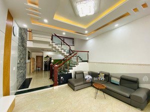 cho thuê nhà 3 tầng: gần hoàng minh thắng - khu fpt - 5pn - 4wc