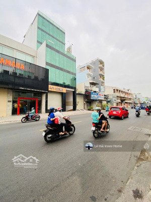 61,5tỷ - toà nhà mặt tiền ngay ngã 4 âu cơ - lạc long quân (8x21m-hầm+ 7 lầu) - hđ thuê 1,8 tỷ/năm