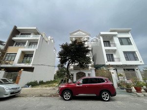 131.75m2 đất khu biệt thự vườn hồng - ngang 7.5m - hướng nam