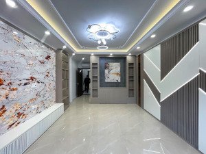 nhà 5 tầng thang máy tuyến 3 văn cao - 78.8m2 - hướng nam