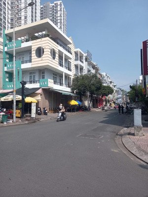 bán gấp trước tết.mặt tiền đường trần văn kiểu.p11. q6. giá 15.8 tỷ.