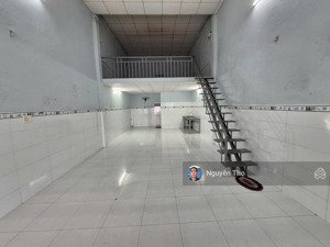 bán nhà dt 4.6m x 12m gác lửng. hxh gần chợ bùi dương lịch. giá 4.2 tỷ tl.