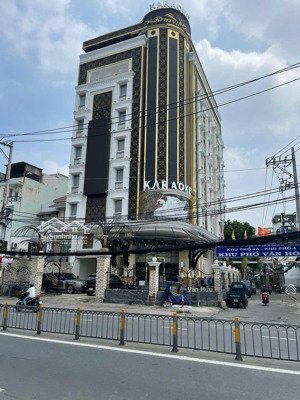 góc 2 mặt tiền nguyễn thị thập, quận 7 - dt: 20x30m - hầm 7 tầng - hđt: 360 triệu - giá: 79 tỷ