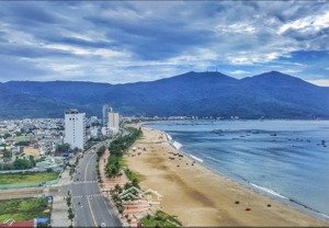 mặt tiền võ nguyên giáp-điện bàn đông, cách bãi tắm mỹ khuê 10 phút và phố cổ hội an 10 phút