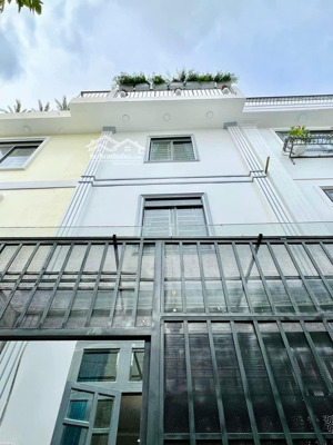 bán nhà 9 tỷ 980tr hai bà trưng, phường 8, quận 3 dt 4x15.5m 1 trệt 2 lầu