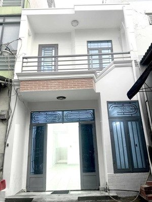 cho thuê nhà hẻm xe hơi đường nguyễn quý êm q.bình tân