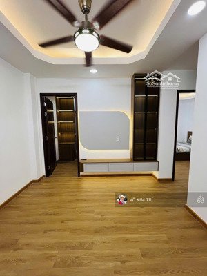 bình thạnh cc 54a vũ huy tấn tầng trệt shr full nội thất 3pn giá 4,8tỷ