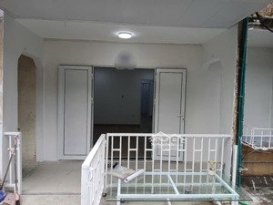 chính chủ cần bán gấp tập thể thái thịnh, ô tô đỗ cửa, tầng đẹp, 70 m2, giá 4,2 tỷ có thương lượng